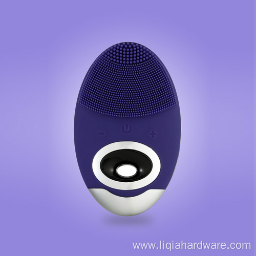 Long Endurance Silicone Facial Cleansing Brush